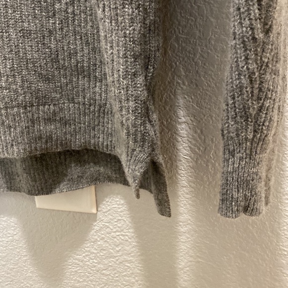 MADEWELL Lyle Rib Henley gray Sweater MA741, size Medium, NWOT - Picture 9 of 11